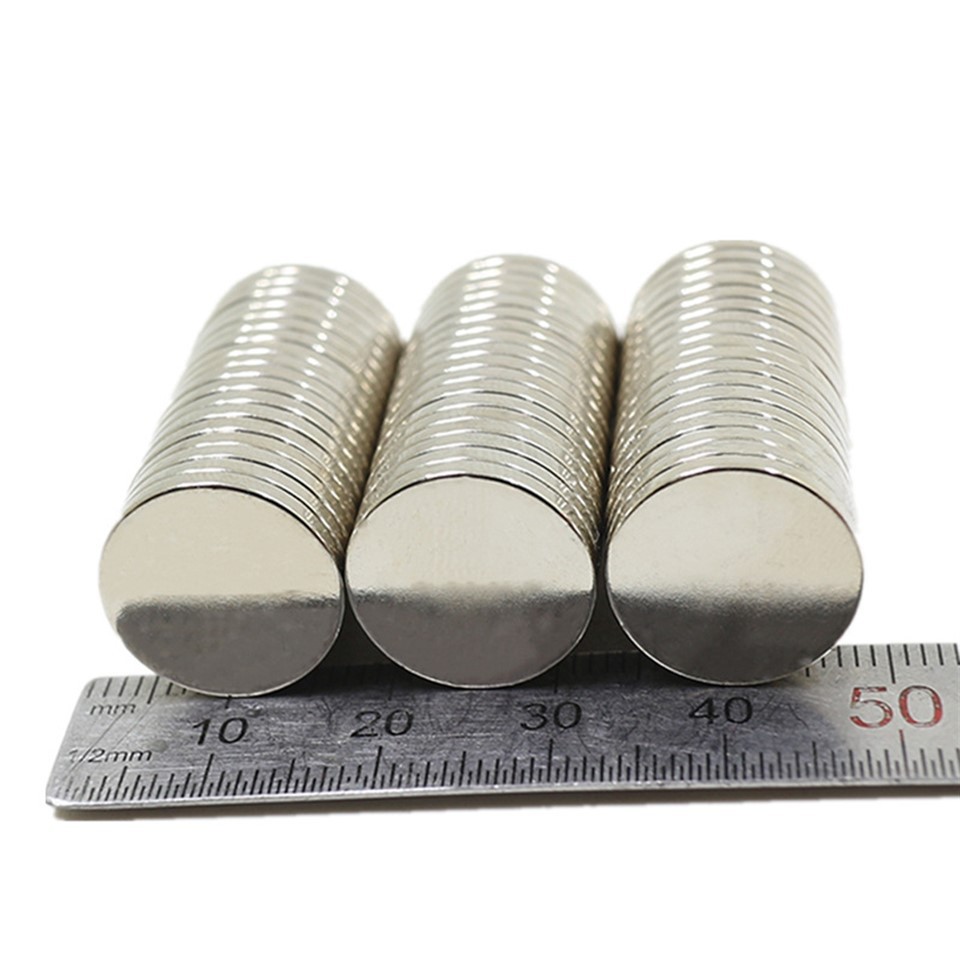 Permanentní diskový magnet